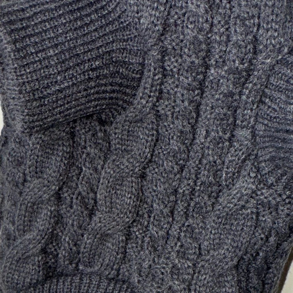 H&M Dark Knit Sweater Vest